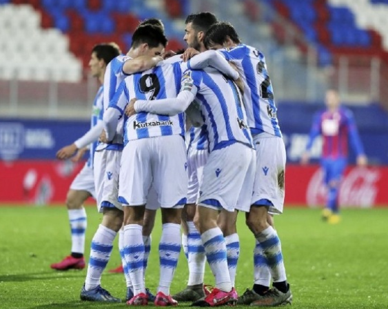  伯恩利保级背水一战，主场力拼劲旅抢下一分