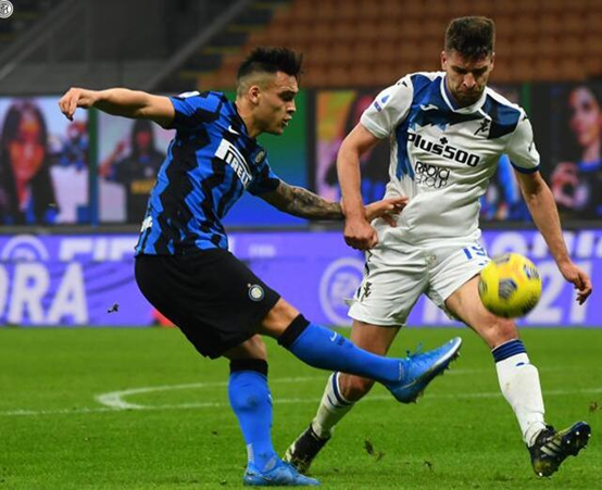  亚特兰大真蓝黑火力全开，穆里尔戴帽屠戮升班马弗洛西诺内